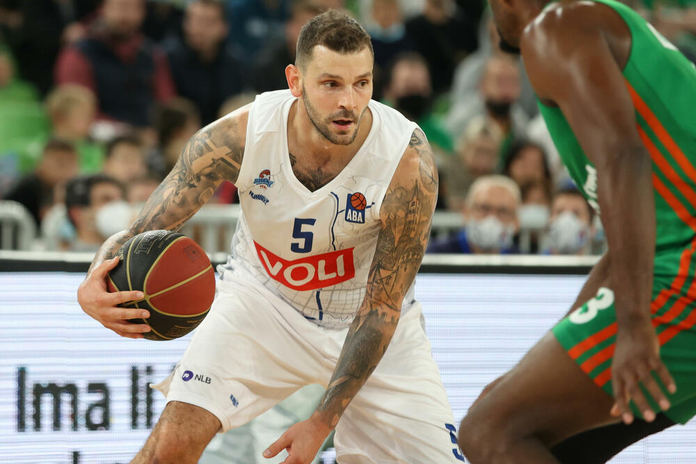 Vladimir Micov na utakmici sa Cedevita Olimpijom u ABA ligi, Foto: Aleš Fevžer