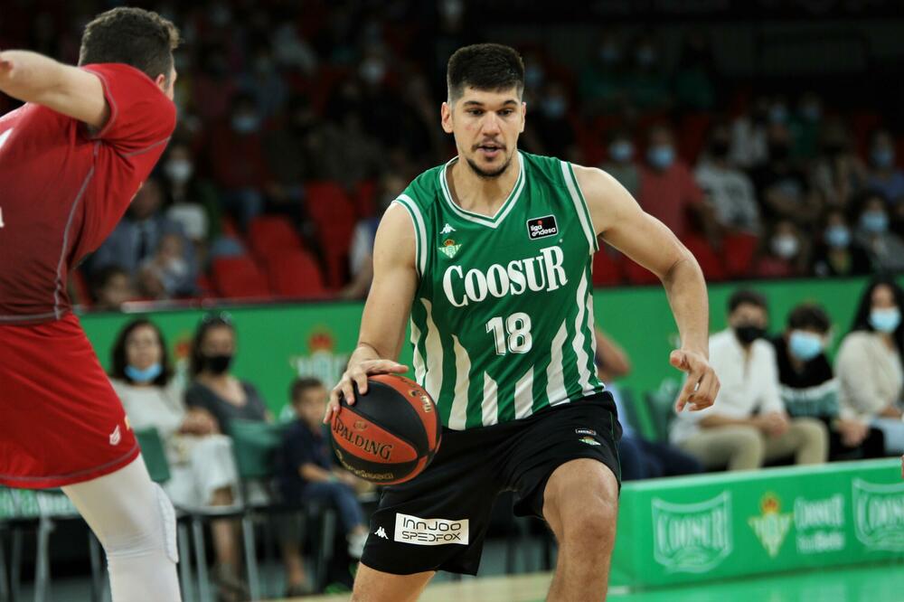 Marko Todorović u dresu Betisa, Foto: Coosur Real Betis