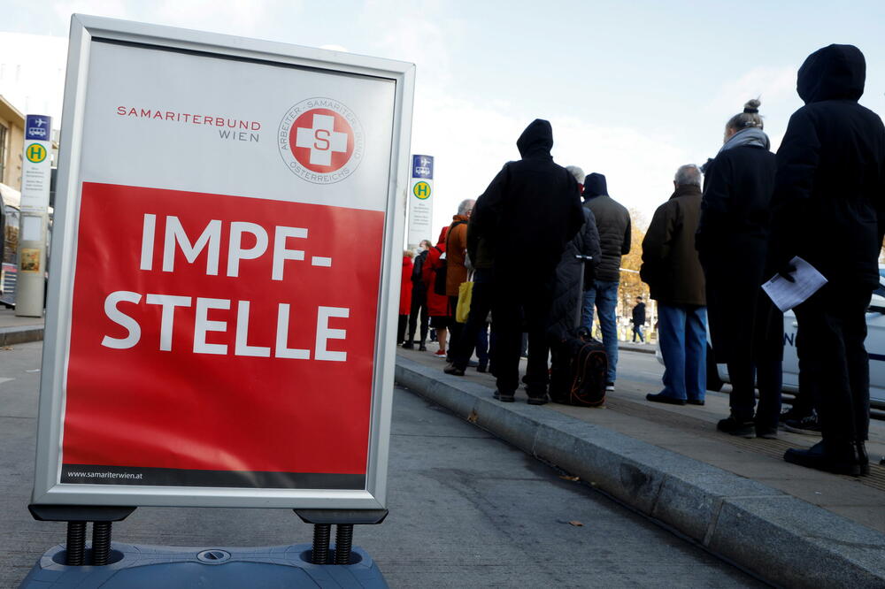 Red za vakcinaciju u Beču, Foto: Reuters