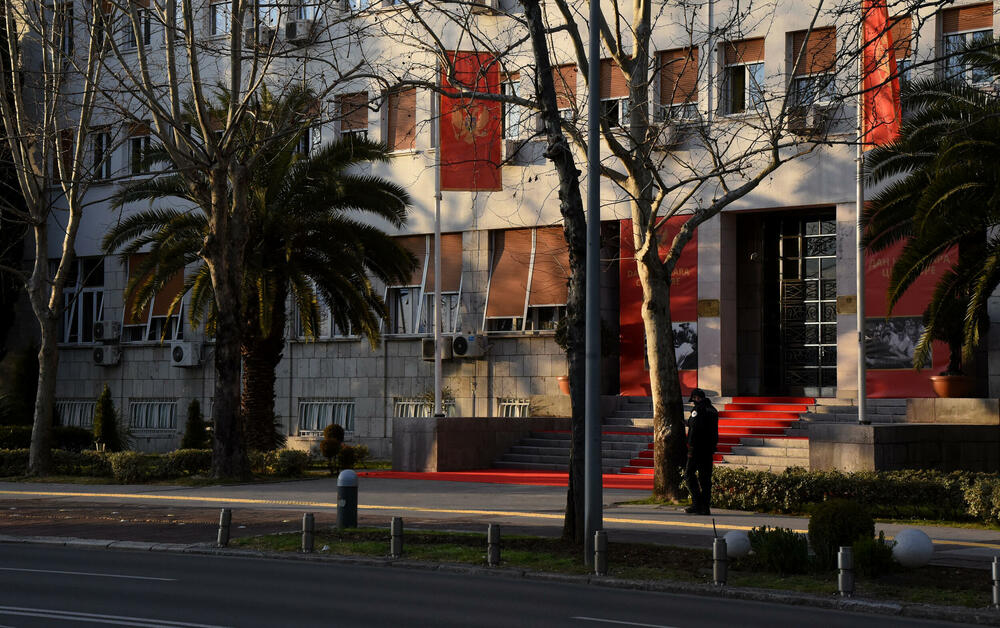 Skupština odlučuje o fiskalnoj strategiji