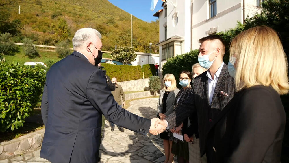 Zdravko Krivokapić, Dječji dom Mladost