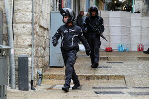 Jerusalim: Pripadnik Hamasa iz mašinke ubio jednu, ranio tri...