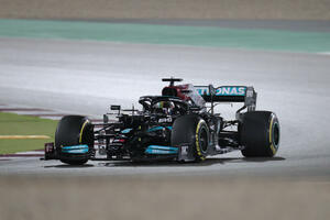Hamilton slavio na premijernoj trci u Kataru, Alonso na podijumu...