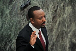 Premijer Etiopije rekao da će od danas predvoditi vojsku sa fronta
