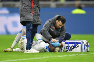 Osimen operisan, Spaleti se nada da će biti na terenu protiv Milana