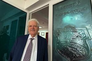 Fikret Abdić, Velika Kladuša i Bosna i Hercegovina: Recept za pola...