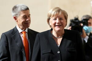 Suprug Angele Merkel osudio uspavanost nevakcinisanih Njemaca