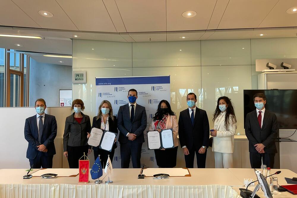 Sa potpisivanja ugovora, Foto: IRF