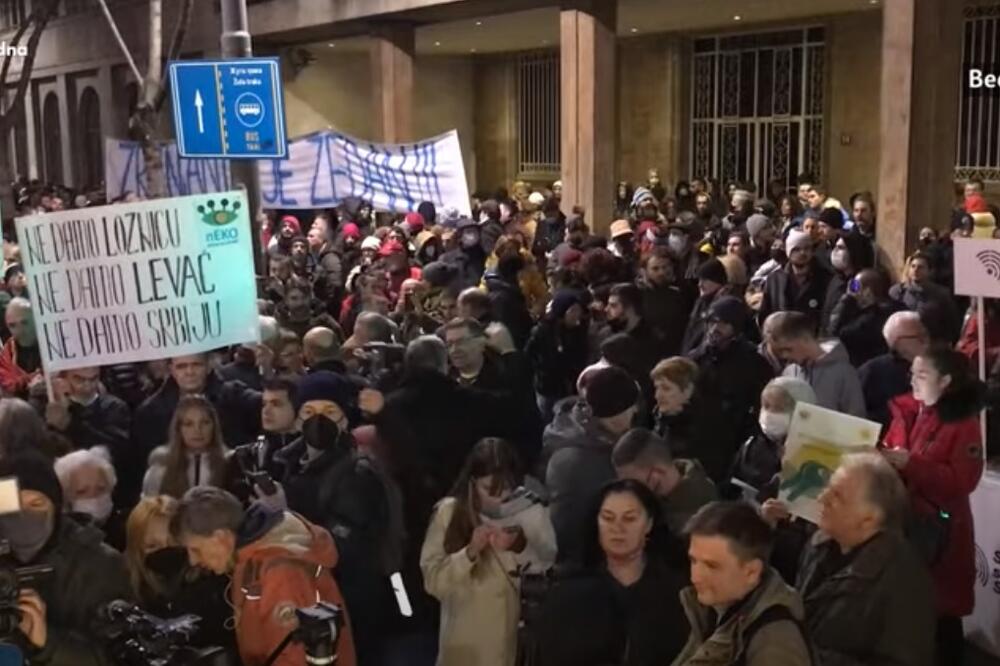 Sa protesta, Foto: Screenshot/Youtube/Slobodna Evropa