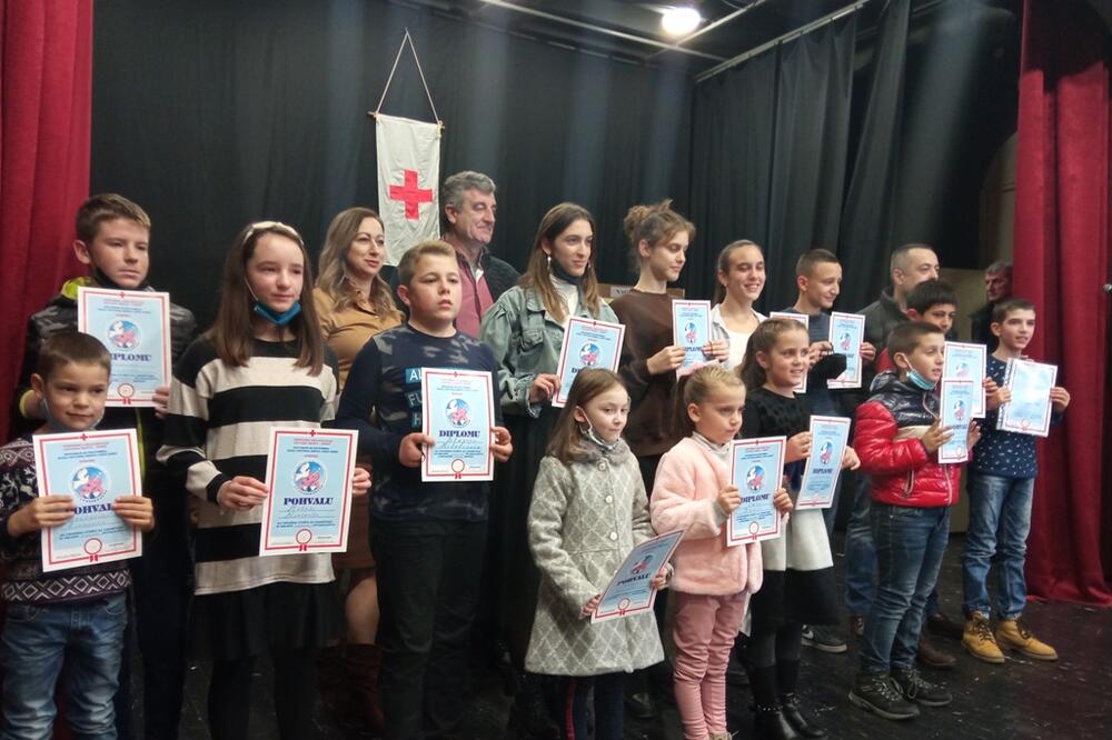 Nagrađeni učenici, Foto: Svetlana Mandić