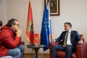 Bečić: Crnogorce ništa ne može preusmjeriti s evropskog puta