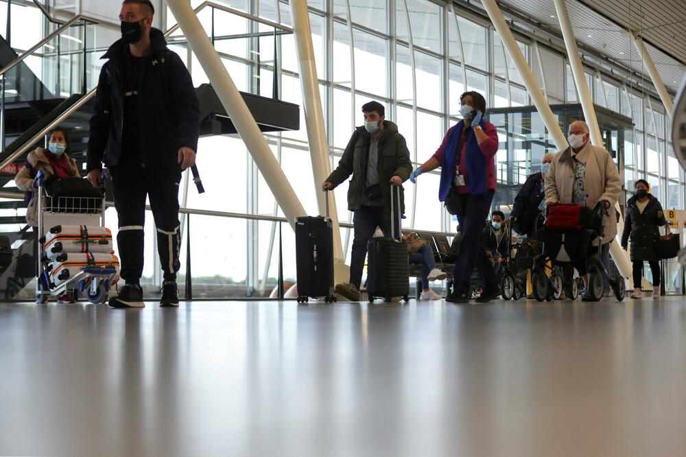 Sa aerodroma u Amsterdamu, Foto: Reuters
