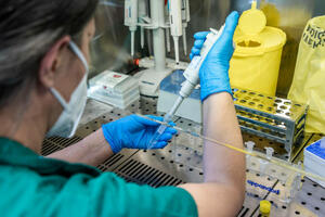 Registrovano 235 novopozitivnih slučajeva, preminule tri osobe