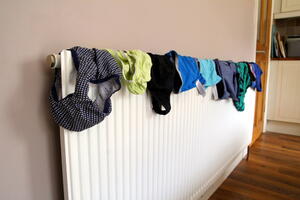Ljekarka objašnjava: Zašto veš nikada ne treba sušiti u kući