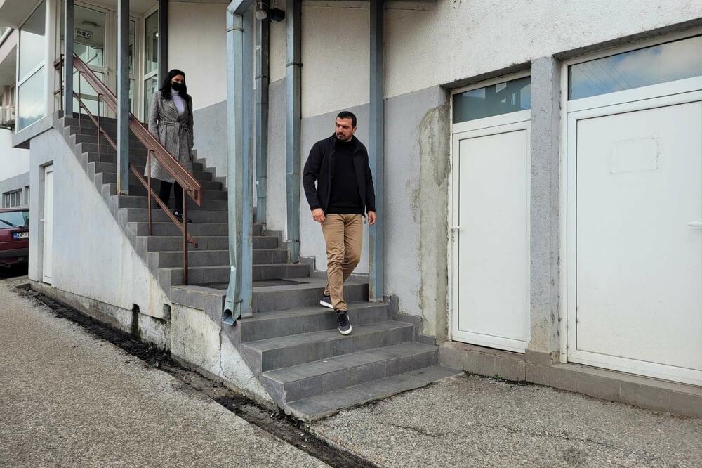 Optuženi Obradović izlazi iz suda, Foto: Jadranka Ćetković