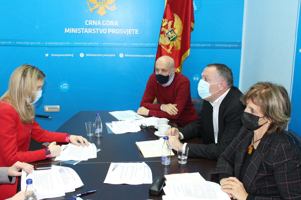 Sa sastanka, Foto: Sindikat prosvjete