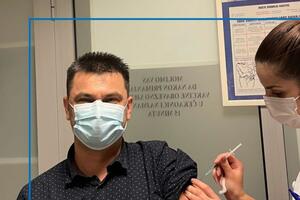 Galić primio treću dozu vakcine protiv koronavirusa: Vakcinacija...