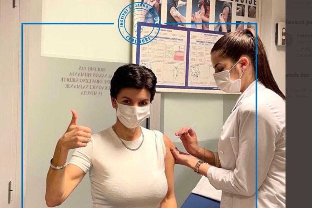 Brajović prima vakcinu, Foto: IJZCG