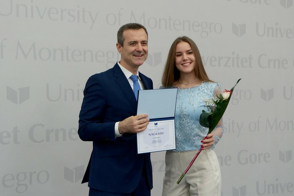 Rektor UCG Vladimir Božović i Anja Glogovac, Foto: UCG