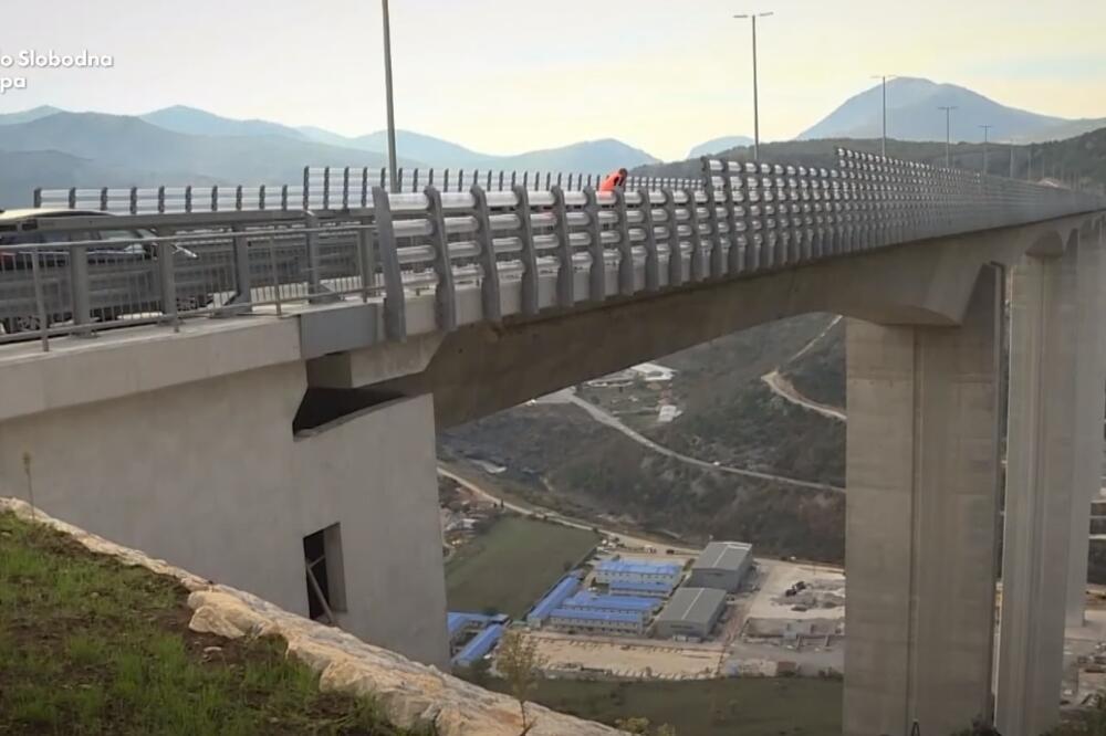 Detalj sa izgradnje auto-puta u Crnoj Gori, Foto: Screenshot/Radio Slobodna Evropa
