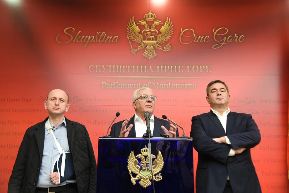 Sa pres konferencije