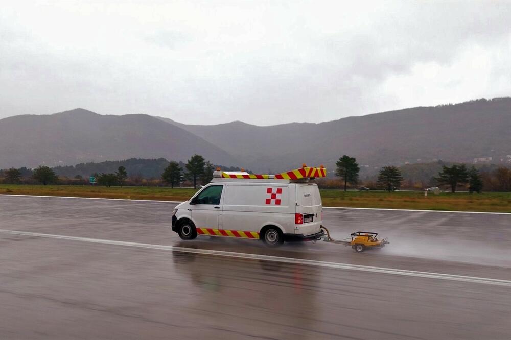 Foto: Aerodromi Crne Gore