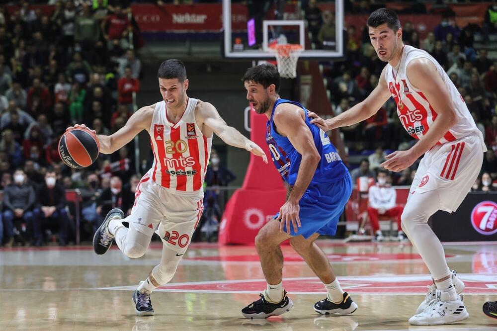Nikola Ivanović na meču sa Barsom u "Pioniru", Foto: Euroleague