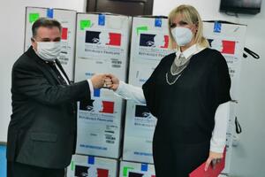 Francuska donirala Crnoj Gori 117 hiljada Fajzer vakcina