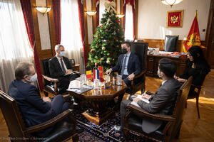 Bečić: Crna Gora ima najbolje pretpostavke da bude naredna članica...