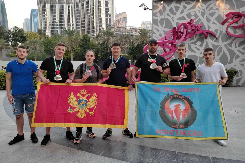 Samo povrede i modrice od svjetskih medalja u borbama, Foto: JJK Fenix