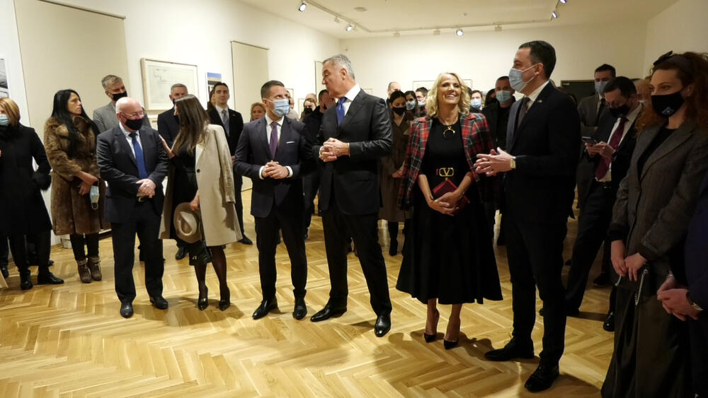 Đukanović na otvaranju izložbe