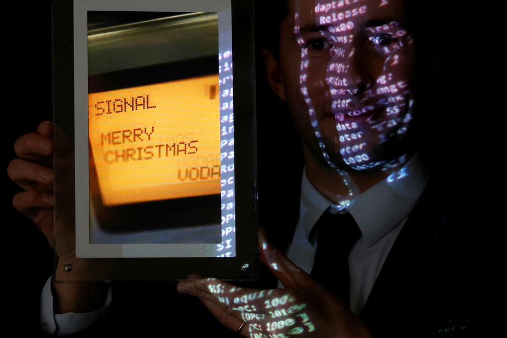 U poruci pisalo: "Srećan Božić", Foto: Reuters