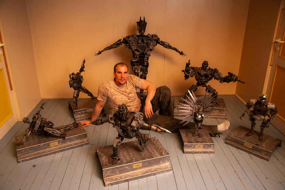 Baletić sa transformersima, Foto: Marko Ilić