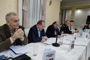 Knjiga koju može i učen čitati i prost slušati