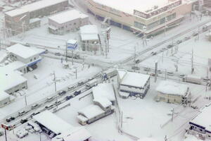 Rekordne snježne padavine u Japanu: Poremećen saobraćaj, glavni...