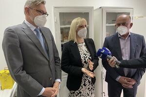 Ambasada Njemačke donirala DZ Podgorica opremu vrijednu sedam...