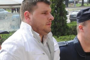 Policija traga za Ivanom Vujovićem