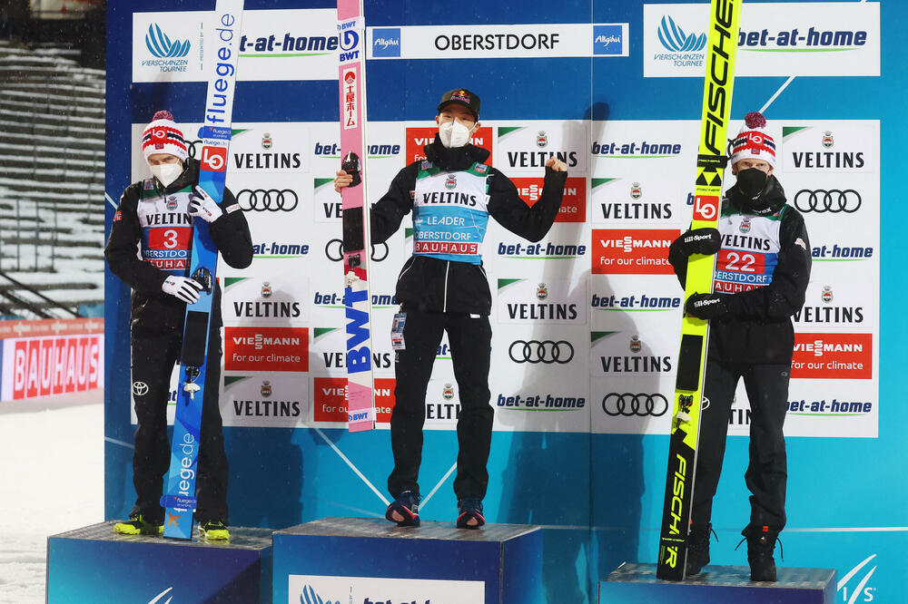 Japanac je imao sreće da rivali ne zablistaju u drugoj seriji, Foto: REUTERS