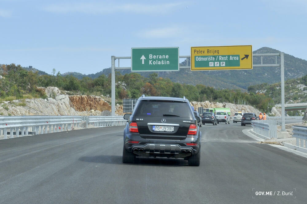 Prva dionica auto-puta nakon skoro tri godine kašnjenja, dogovoren i nastavak do Andrijevice