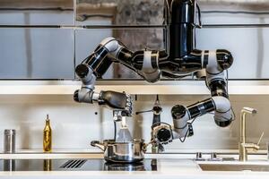 Roboti kuvari koji mogu umjesto vas da spreme večeru