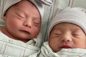 Kalifornijski blizanci rođeni u razmaku od 15 minuta u dvije...