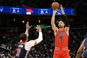 Čikago ruši redom, Vučević "koketirao" sa tripl-dablom