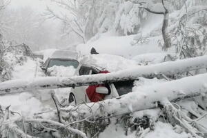 Pakistan: U sniježnoj oluji stradalo najmanje 22 ljudi