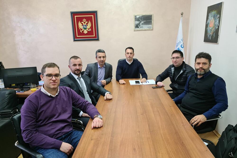 Sa sastanka, Foto: NPCG