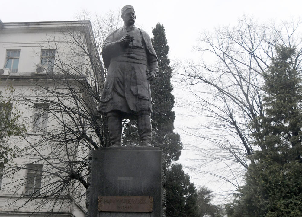 Monument to Marko Miljanov