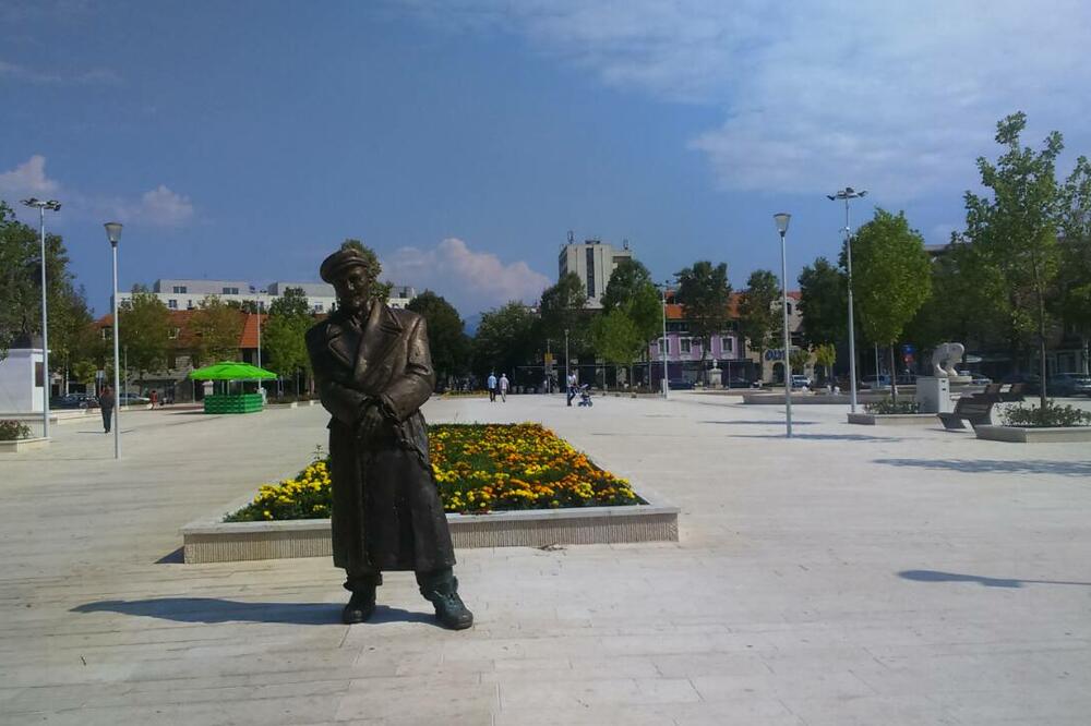 Spomenik Ljubu Čupiću u Nikšiću, Foto: Svetlana Mandić