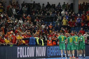 FOTOGALERIJA Kad utihne „crveno-žuta” armija