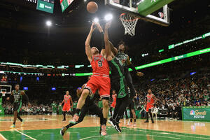 Vučević blistao, pa ispao tragičar u porazu Čikaga, Jokić nadigrao...