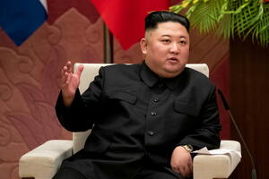 Lider Sjeverne Koreje Kim glorifikovan na dočeku Lunarne Nove...