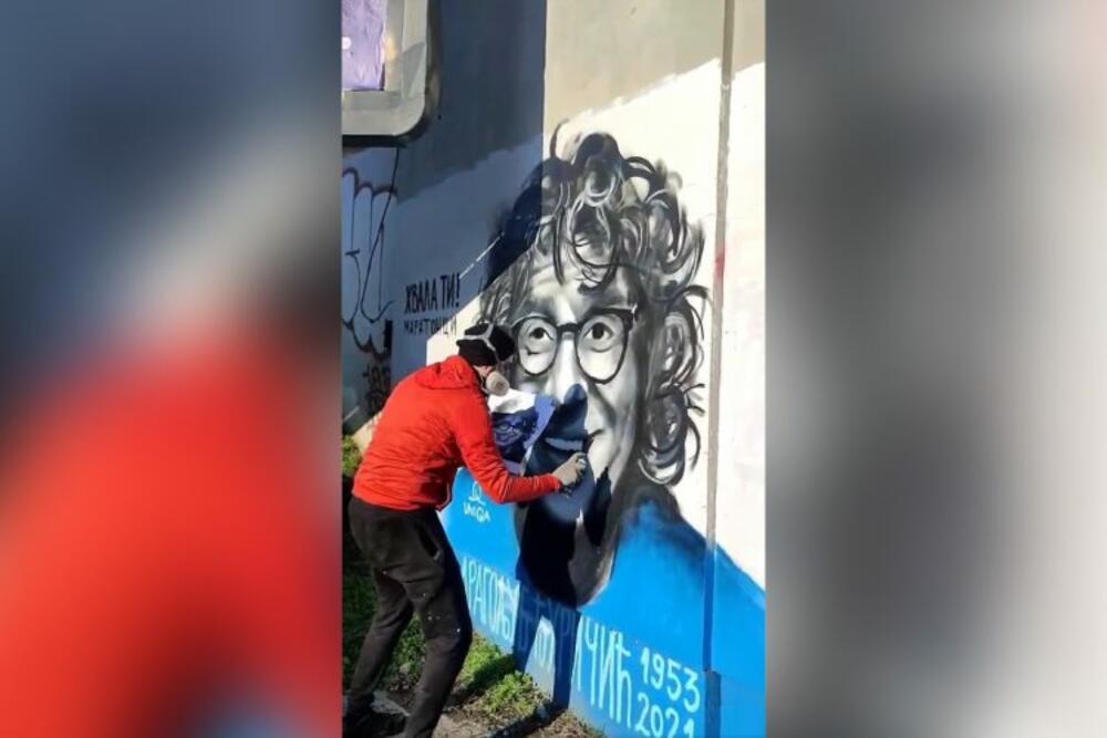 Mural posvećen Dragoljubu Đuričiću ispod Brankovog mosta